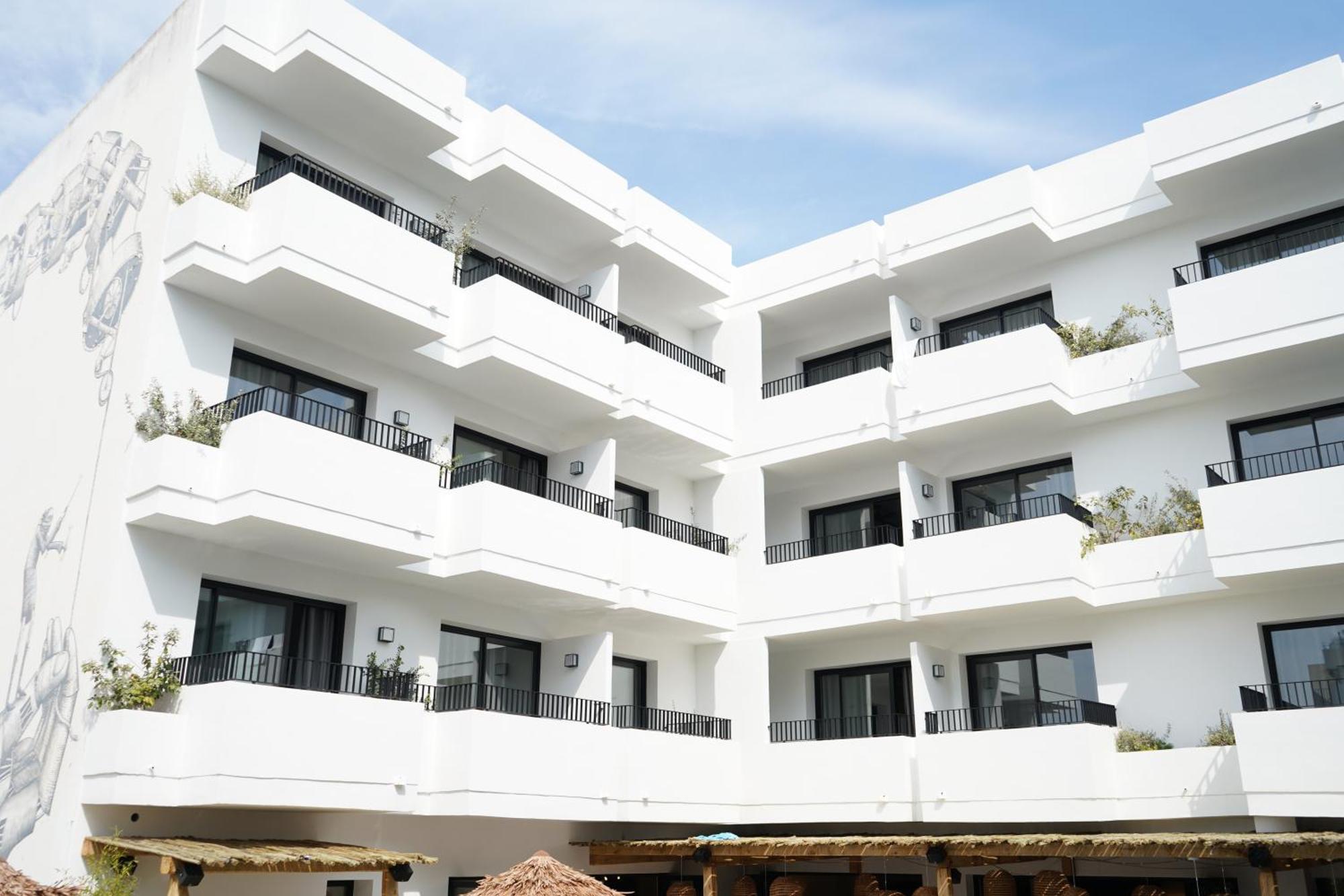 Aparthotel Casita Blanca - Adults Only Sant Antoni de Portmany Exterior foto